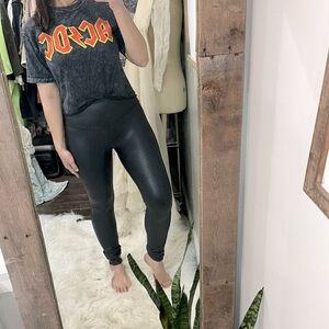 Time and Tru faux leather pleather leggings size medium 8-10